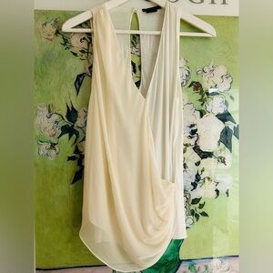 Alice + Olivia Base Cream Top size S/P